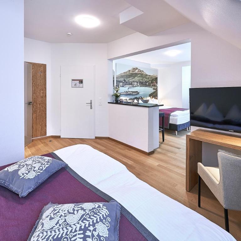 Hotel Central Luzern - Superior Familienzimmer - 6