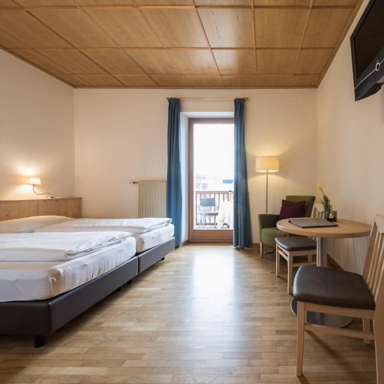 Hotel Masatsch - Habitación Doble con balcón - 1 o 2 camas - 4