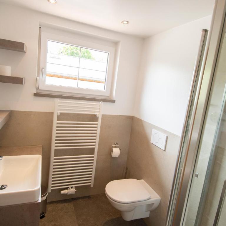 Gästehaus Schönberg - Apartment mit 1 Schlafzimmer - 1