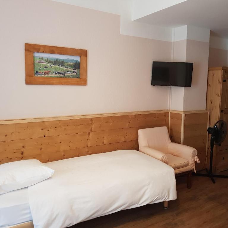 Hotel de Geneve - Chambre Triple - 8