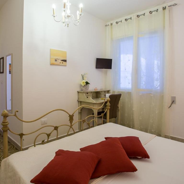 Casa Poesia - Camera Matrimoniale Economy con Bagno Privato - 5