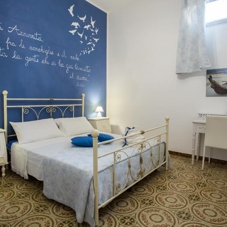 Casa Poesia - Camera Tripla Economy con Bagno Privato - 1