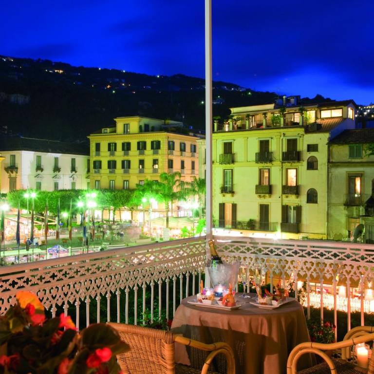 Grand Hotel Excelsior Vittoria - Appartamento Deluxe - 1