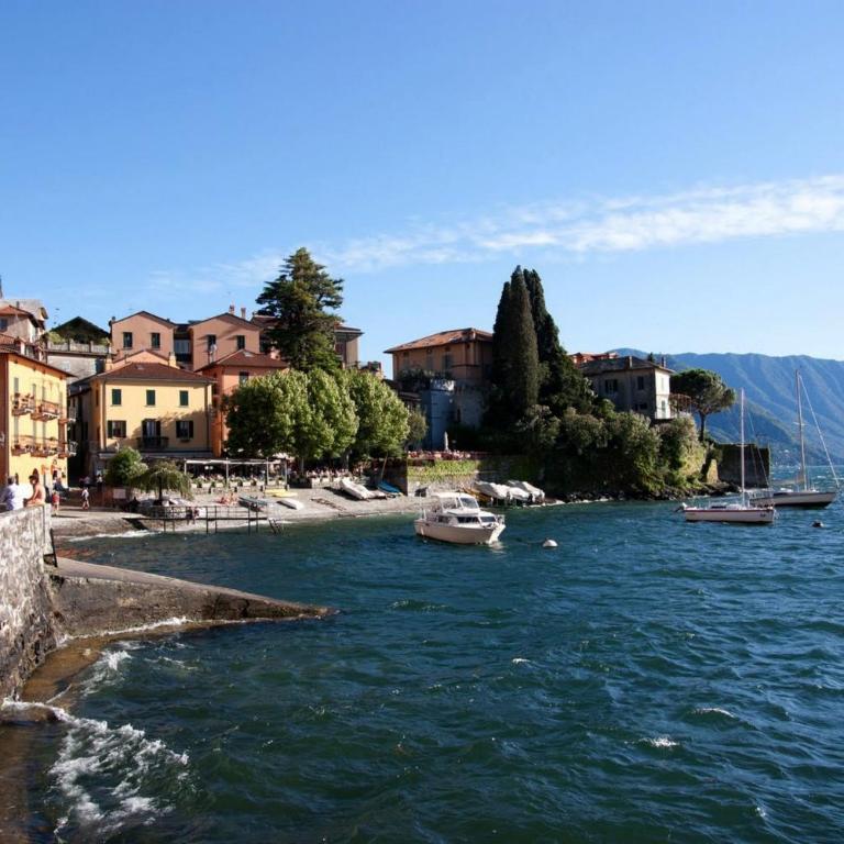 Villa Central Varenna - Casa su 3 Livelli con 4 Camere da Letto - 56