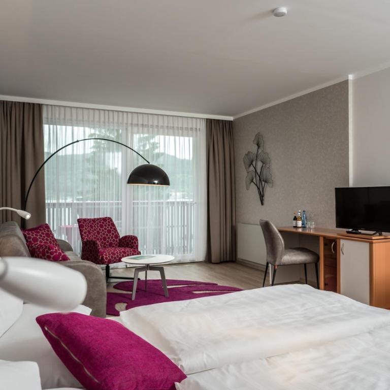Seehotel Vinzenz - Deluxe Doppelzimmer mit Balkon und Seeblick - 6