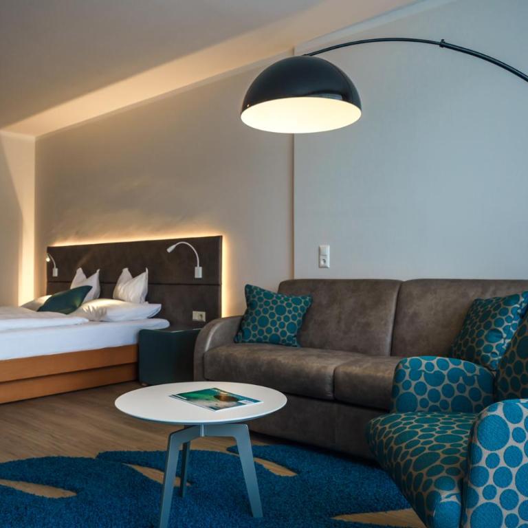 Seehotel Vinzenz - Deluxe Doppelzimmer mit Balkon und Seeblick - 5