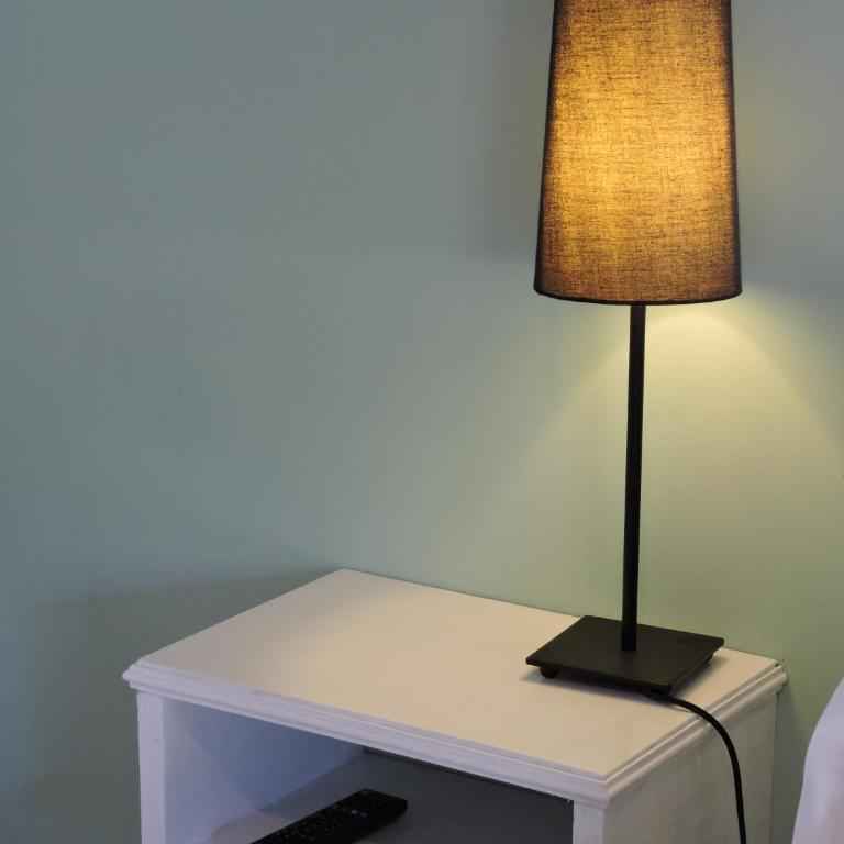 Hostel & Suites del Rio - Family Room with External Private Bathroom - 1