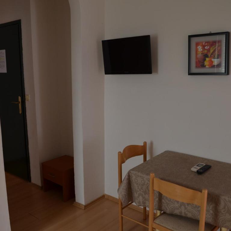 Amarillo Apartments - Deluxe Apartment - 9