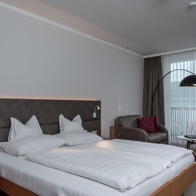 Seehotel Vinzenz - Superior Doppelzimmer mit Seeblick - 12