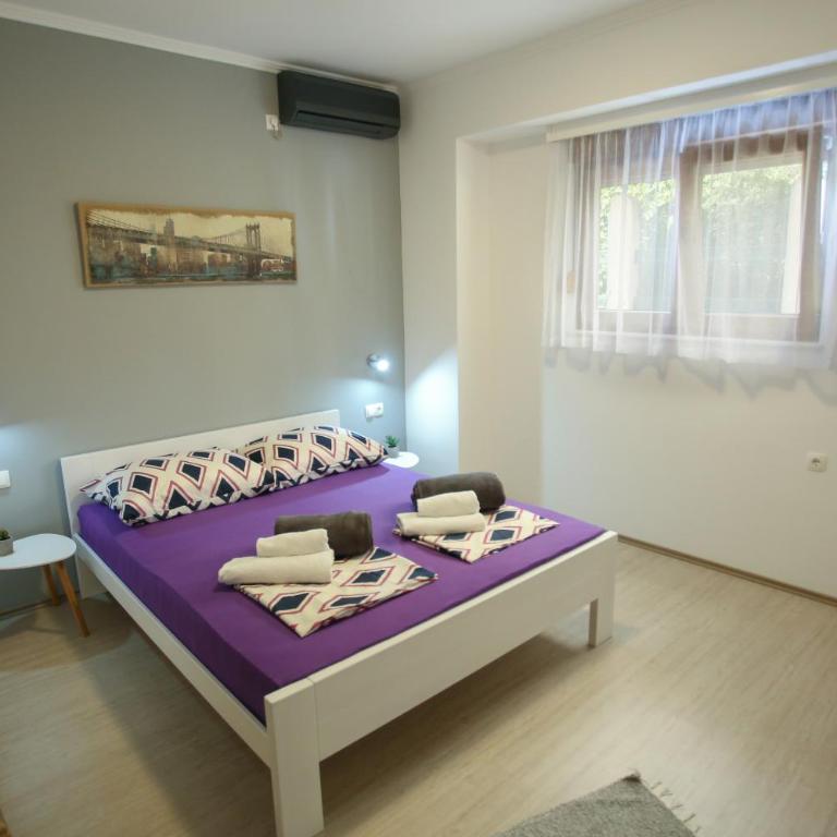 Guest House Stari - Double Room with Private Bathroom - 3
