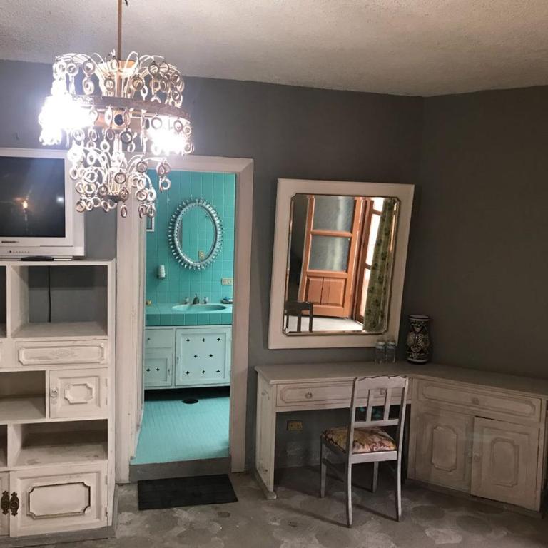 Casa Antaña - Quadruple Room with Private Bathroom - 2