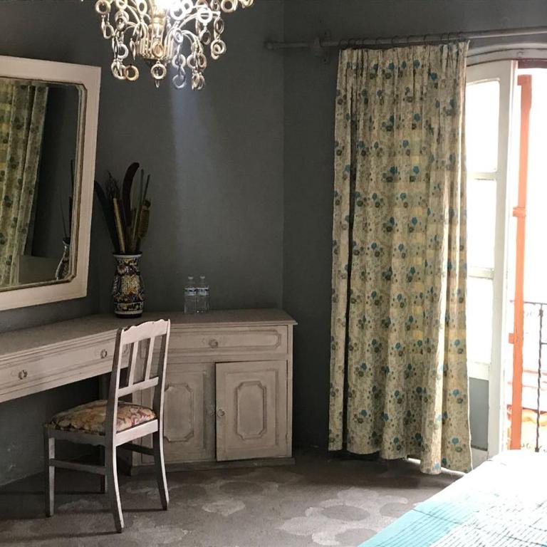 Casa Antaña - Quadruple Room with Private Bathroom - 4