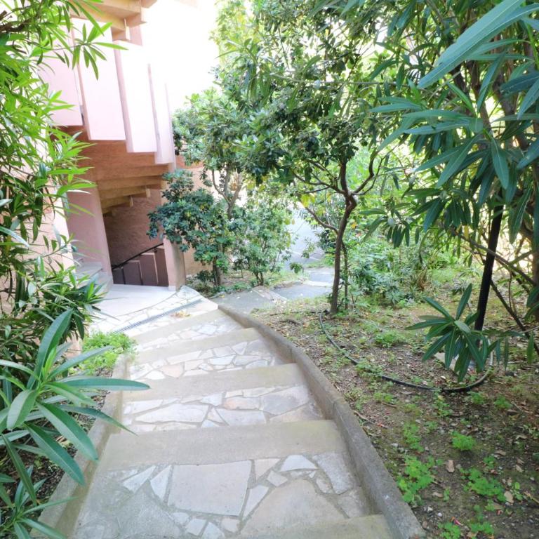 Studio beautiful sea view direct beach access parking AC - Studio - Vue sur Mer - 17