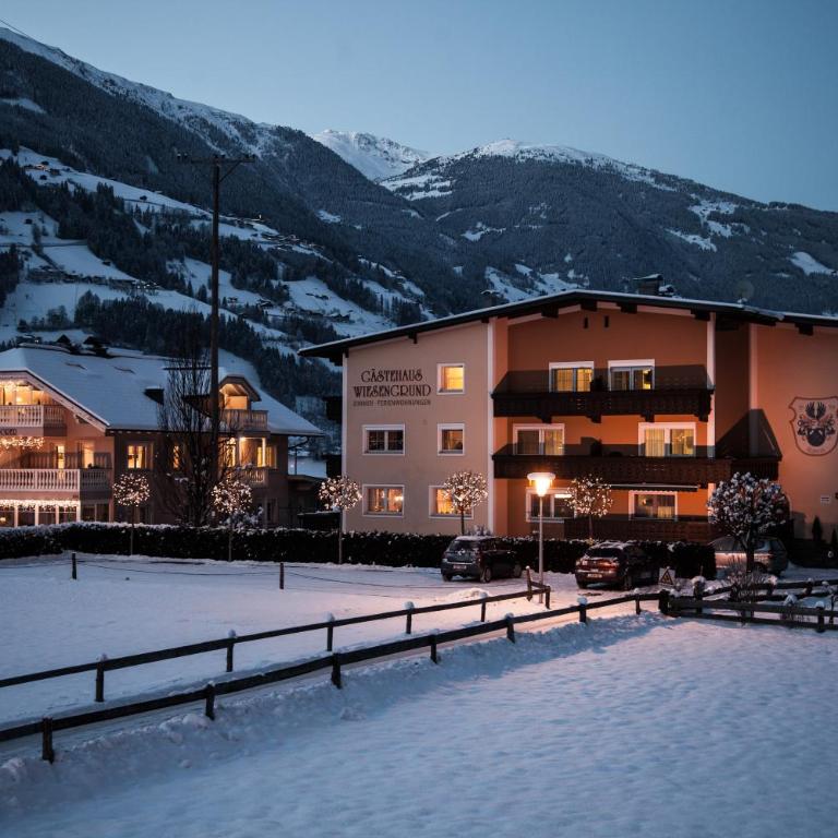 Gästehaus Wiesengrund & Apart Sporer - Comfort Apartment Top 1 mit 2 Schlafzimmern und Bergblick (2-5 Erwachsene) - 1