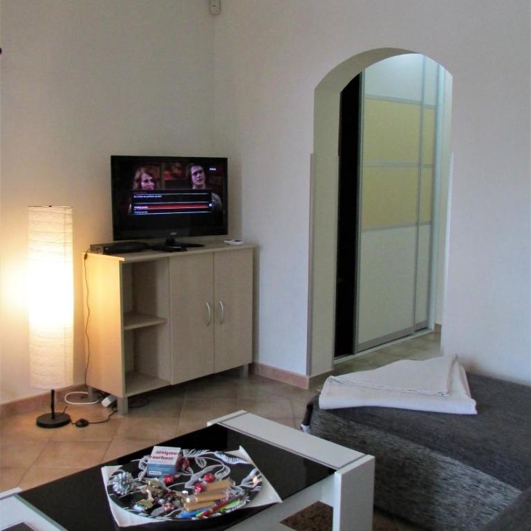 Apartment B&S - Apartment - Ground Floor - 25