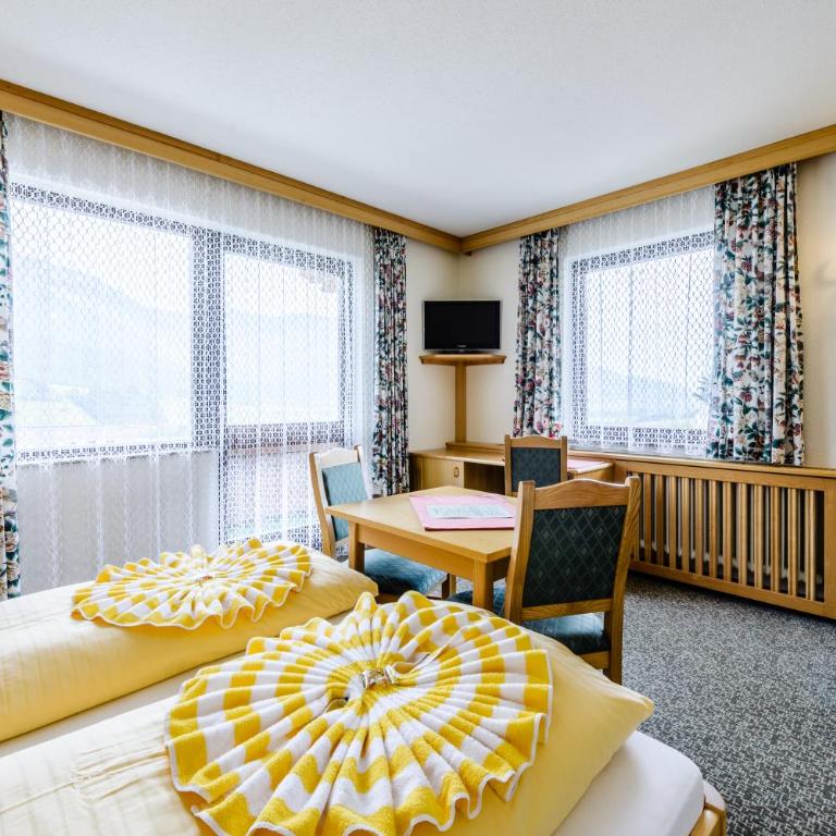 Landhotel Kolb - Doppelzimmer mit Balkon - 3