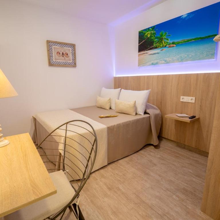 Petit Malaga Congress - Economy Double Room without Window - 2