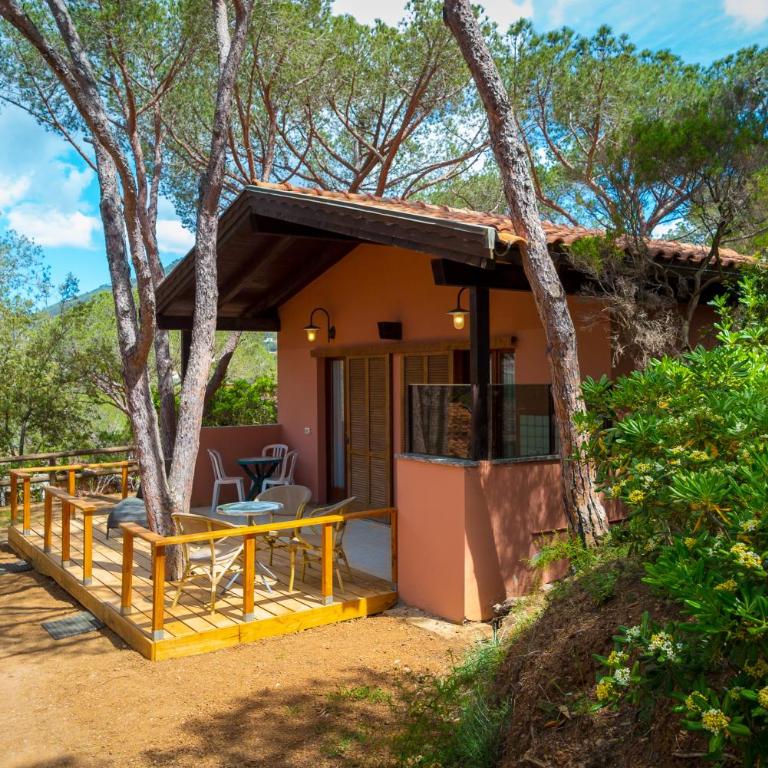Camping Lacona Pineta - Bungalow con 2 Camere da Letto - 7