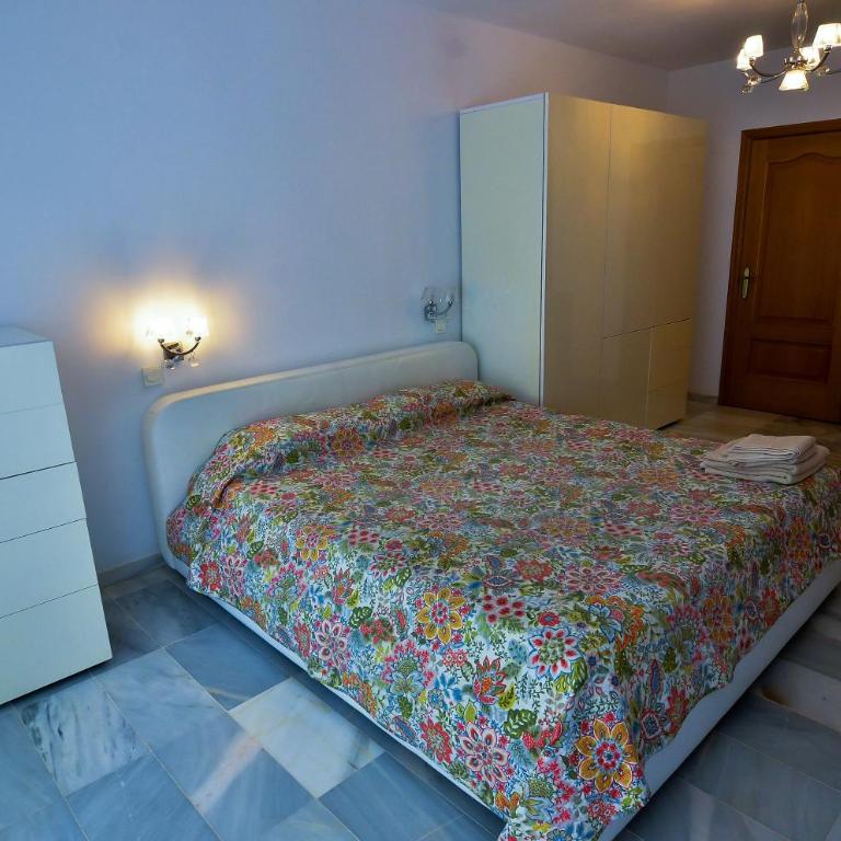 Alcazaba Beach Apartment 3302 - Apartamento - 28