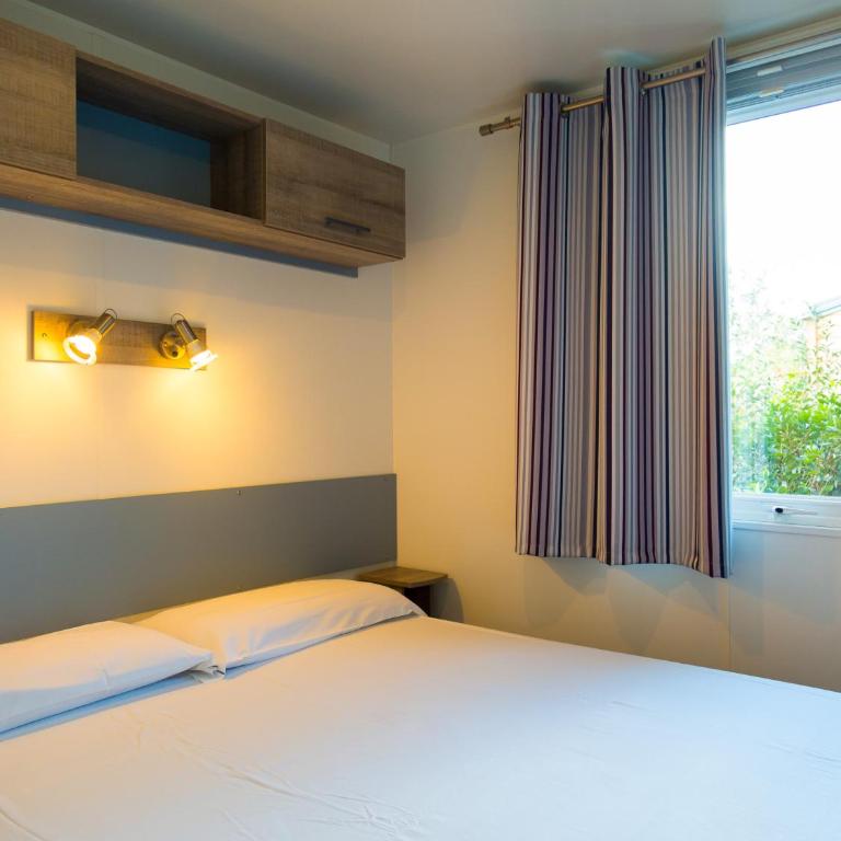 Camping Lacona Pineta - Chalet Comfort - 4