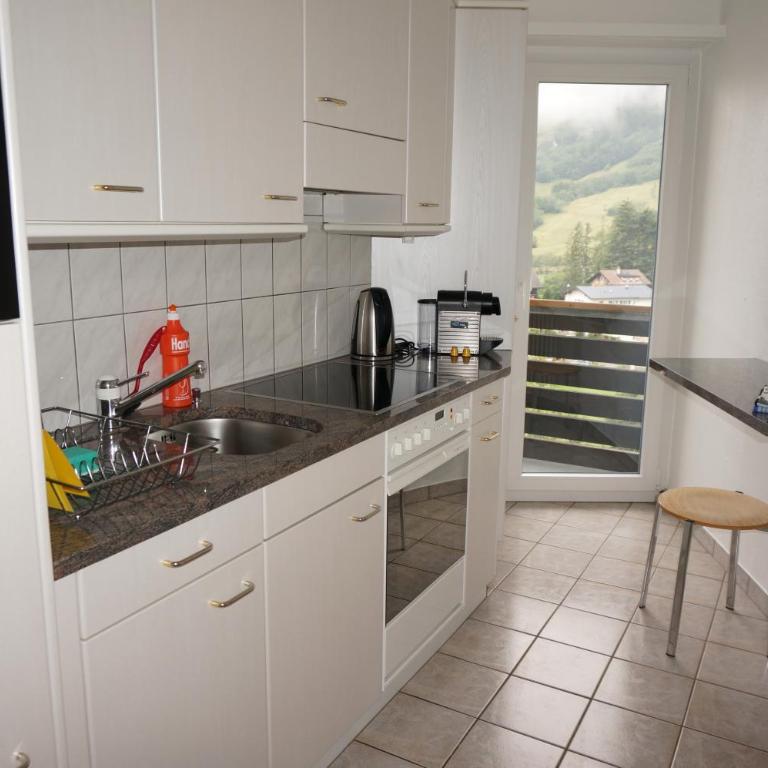 Studio Willimann Haus Dala im 4 Stock - Studio mit Balkon - 11