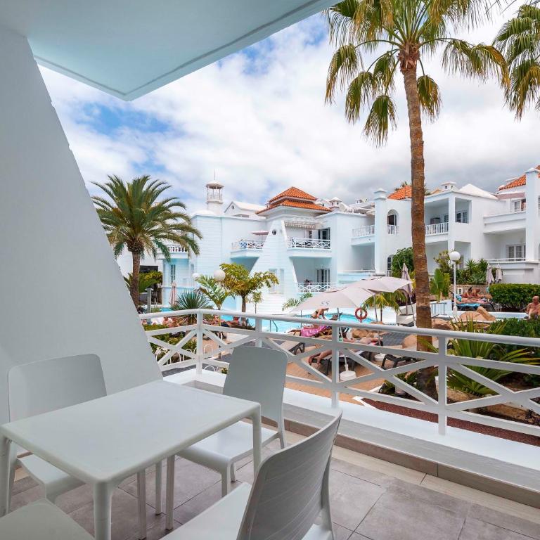 Lagos de Fañabé Beach Resort - Apartamento Deluxe de 1 dormitorio con acceso directo a la piscina - Planta baja - 1
