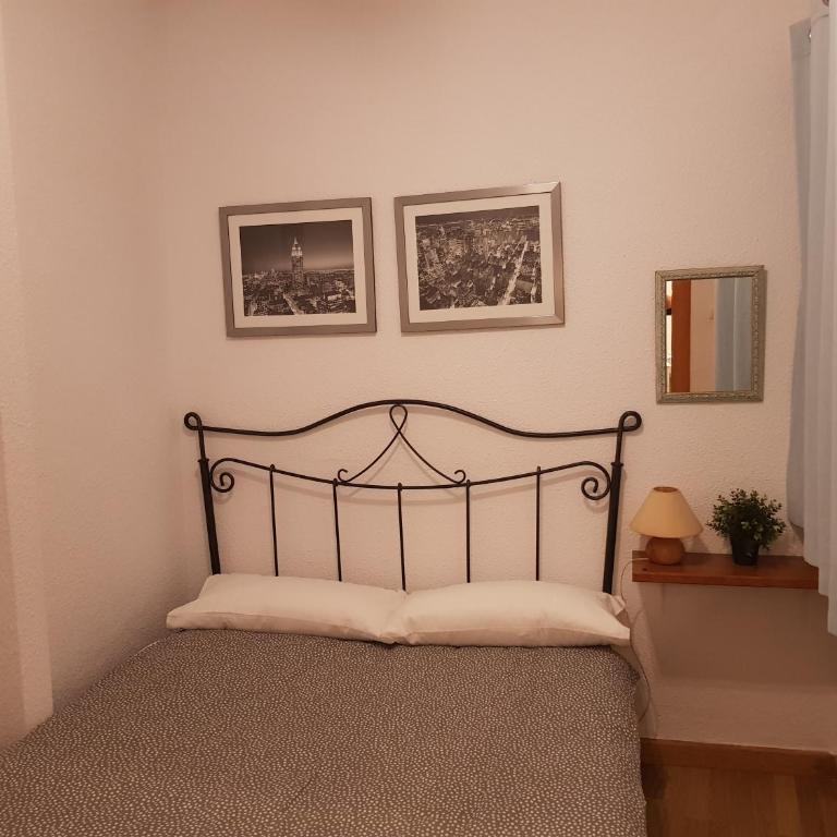 Julias Apartment - One-Bedroom Apartment - 8