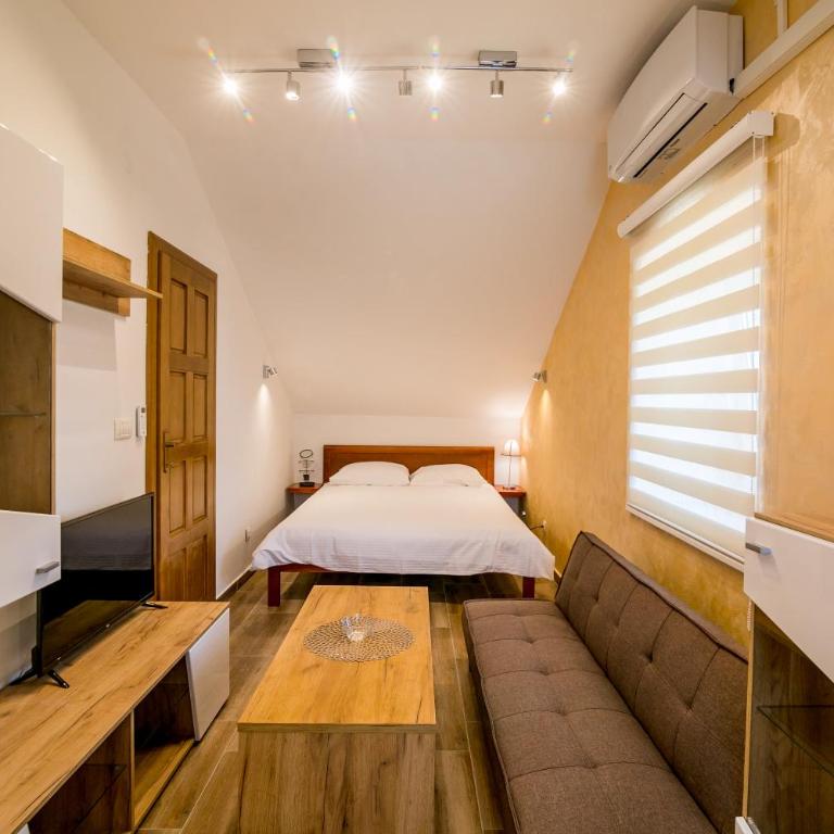 Apartments Villa Jovanka - Apartment with Sea View - 1