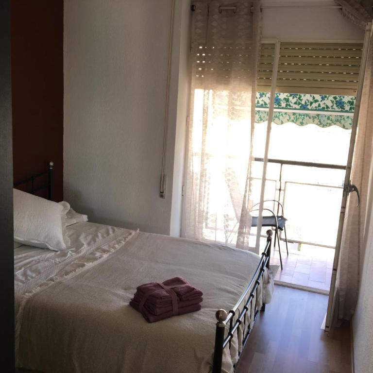 4 BEDROOMS -SENECA Center Apartment - Apartment - 18