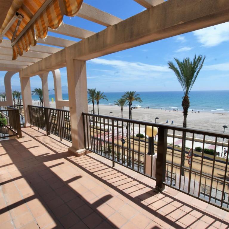 Stay In Mediterranean View - Apartamento con terraza - 31