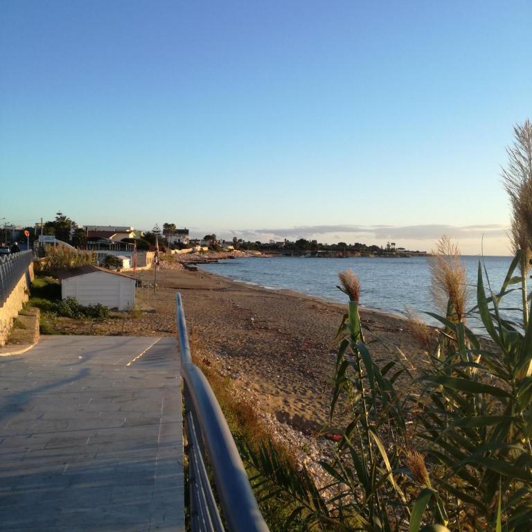 Villa Teocrito Piscina & Mare - Three Bedroom House - Ground Floor - 65