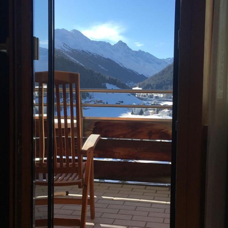 Spectacular View & Central Location in Davos - Apartment - 1
