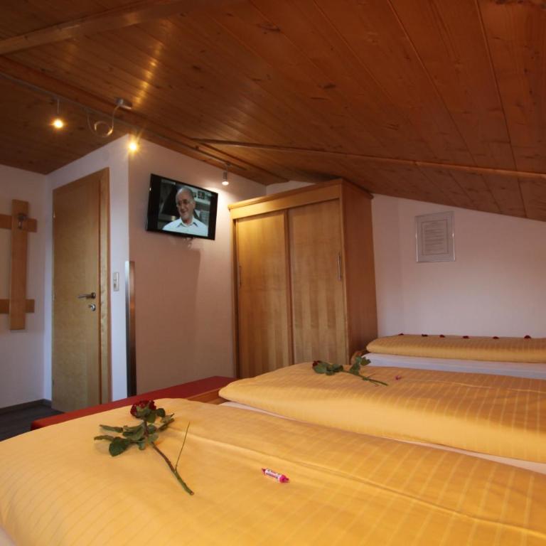 Gästehaus Alpina - Apartment mit 3 Schlafzimmern - 13