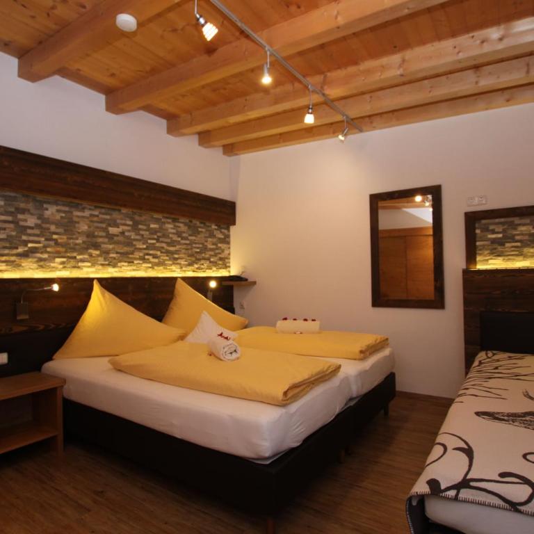 Gästehaus Alpina - Dreibettzimmer - 5
