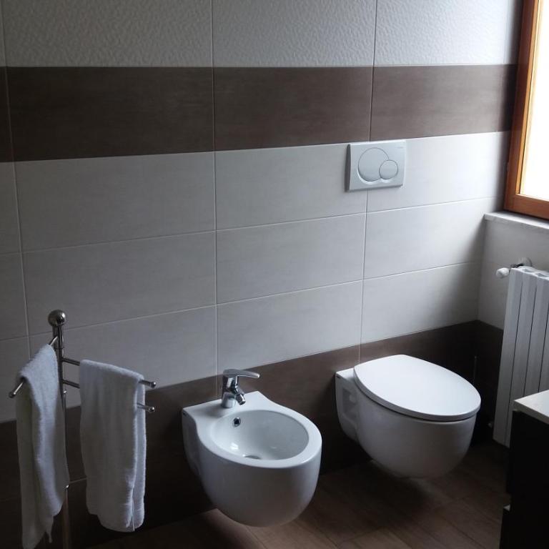 B&B Delfis - Camera Matrimoniale con Bagno Privato - 3