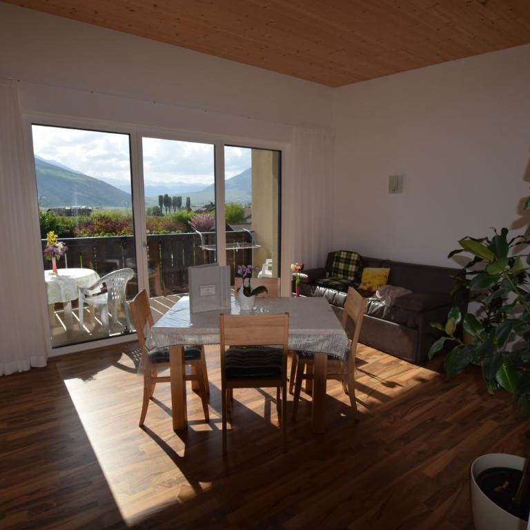 Garnhof - Appartamento con 1 Camera da Letto, Balcone e Vista Montagna - 5