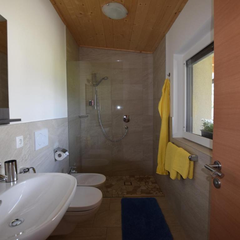 Garnhof - Appartamento con 1 Camera da Letto, Balcone e Vista Montagna - 8