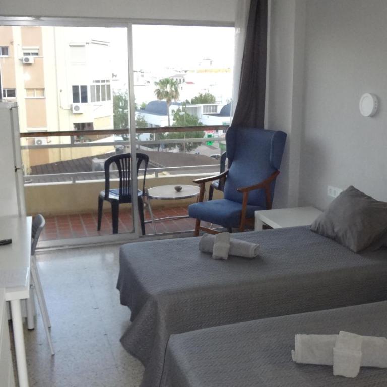 Hotel Carlos I - Habitación Doble Estándar con ventilador - 2