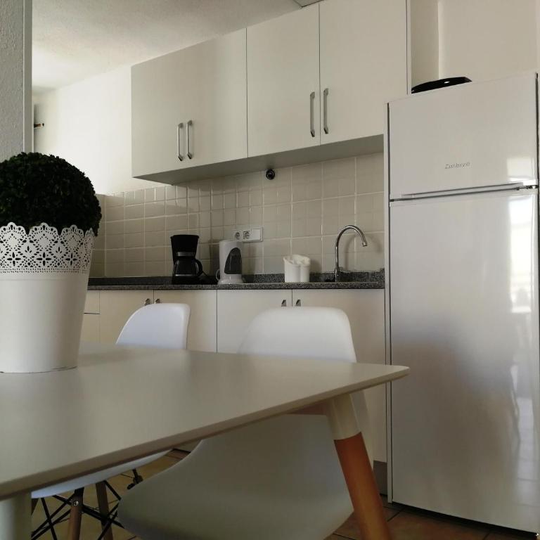 HUELLA CANARIA Complejo LAS OLAS - Apartamento de 2 dormitorios - Egon - 21
