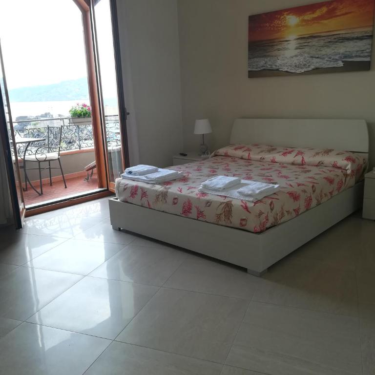 B&B la spiaggetta di Stazzo - Camera Deluxe Matrimoniale con Vista Mare - 18