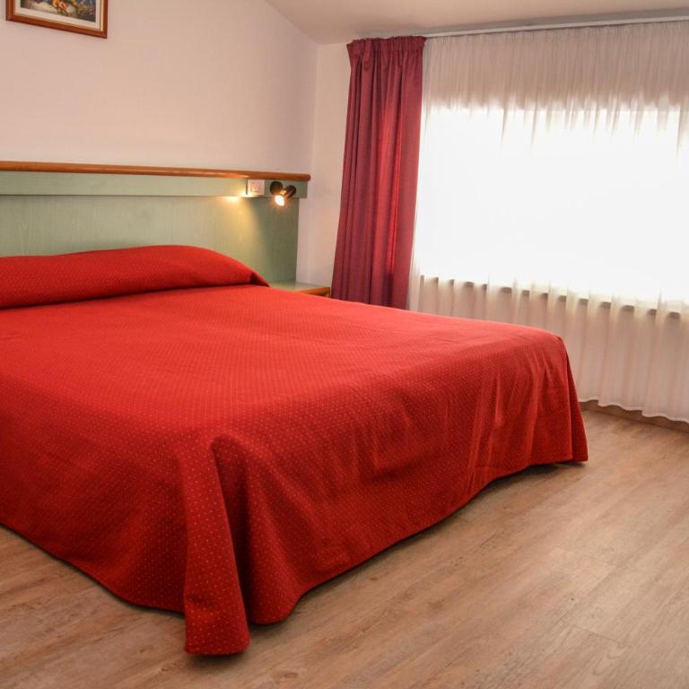 Hotel Sport - Camera Standard Matrimoniale/Doppia con Letti Singoli - 4