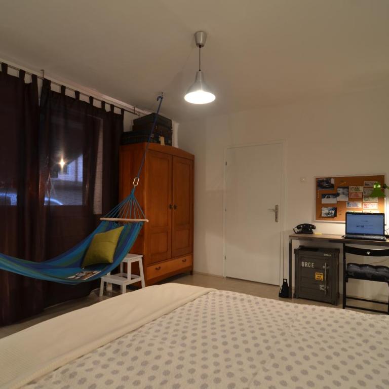 Embassy of Industry + free parking - Apartment - 10