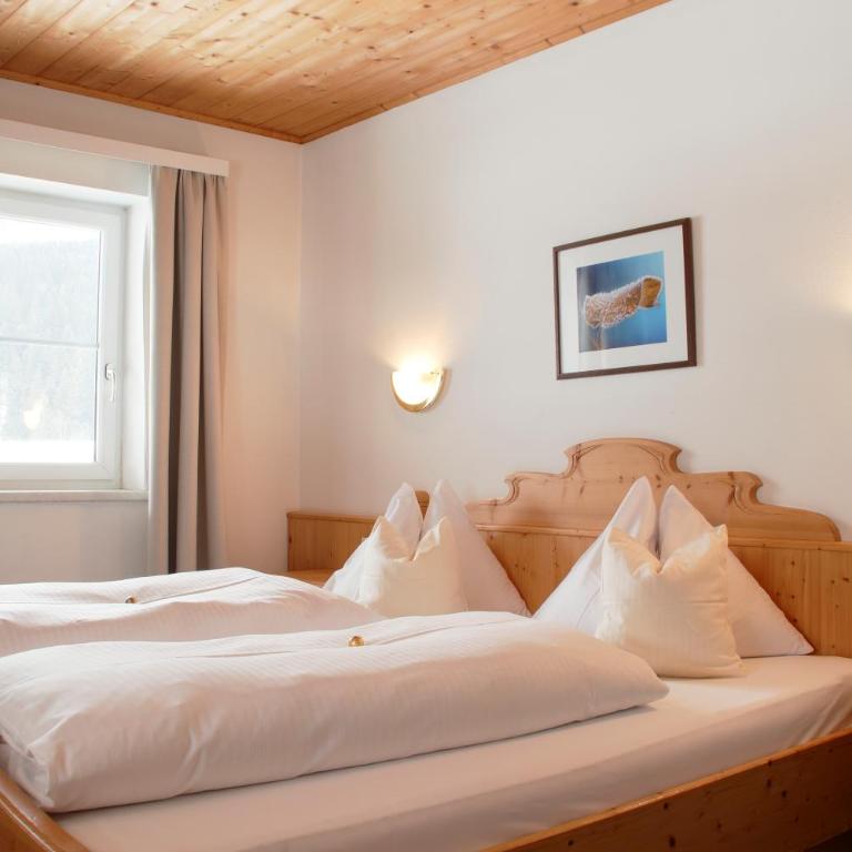 Wawies Apartments - Three-Bedroom Apartment - 26