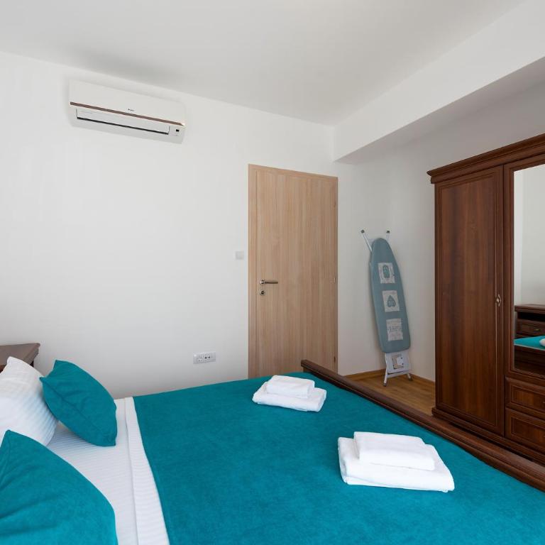 Apartments Villa Adriatic - Two-Bedroom Apartment - 1