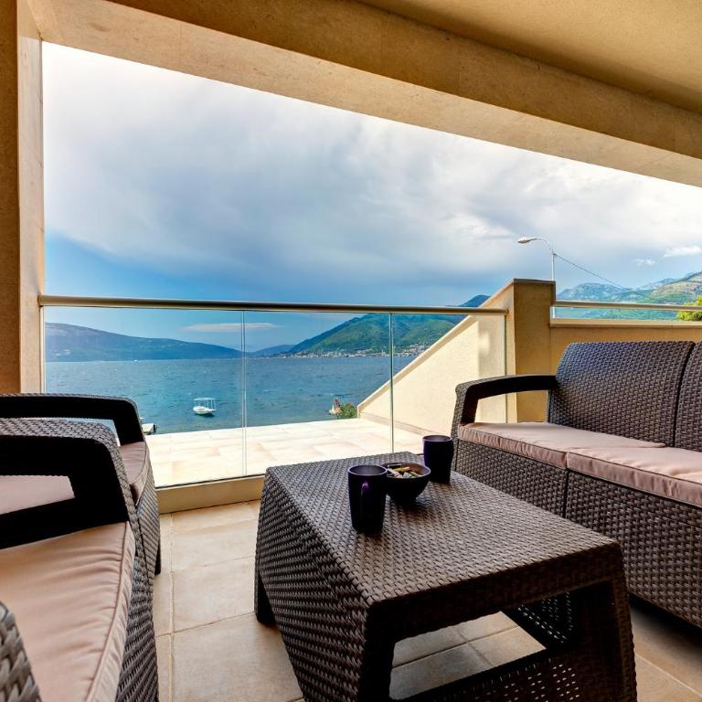 Apartments Villa Adriatic - Apartment with Balcony - 11