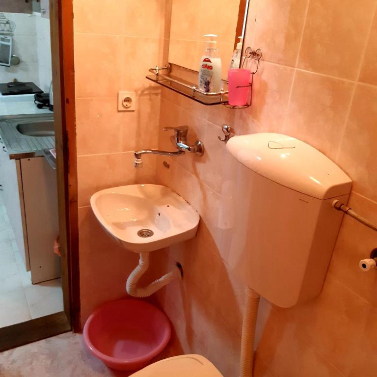 Apartments Ceca - Apartman sa 2 Spavaće Sobe - 25