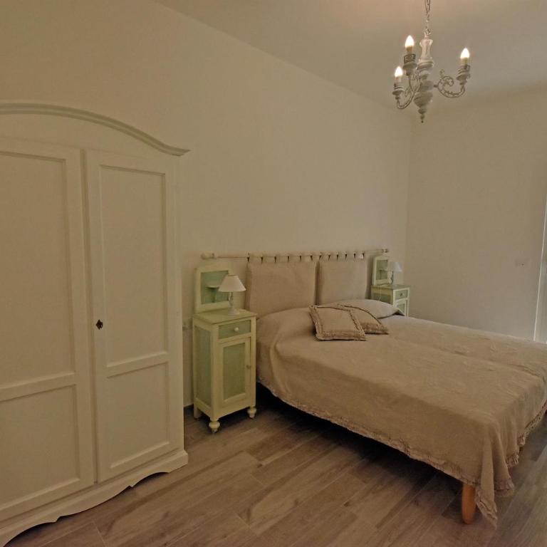 Castelli in aria - Camera Matrimoniale/Doppia con Letti Singoli con Bagno - 6