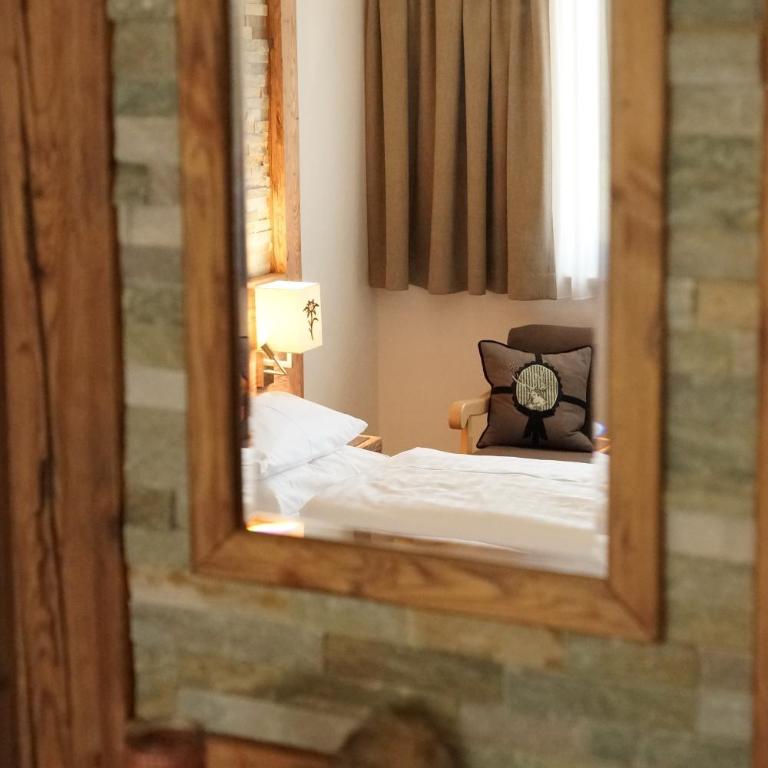 Urbanhof Pension & Appartements - Doppelzimmer mit Balkon - 7