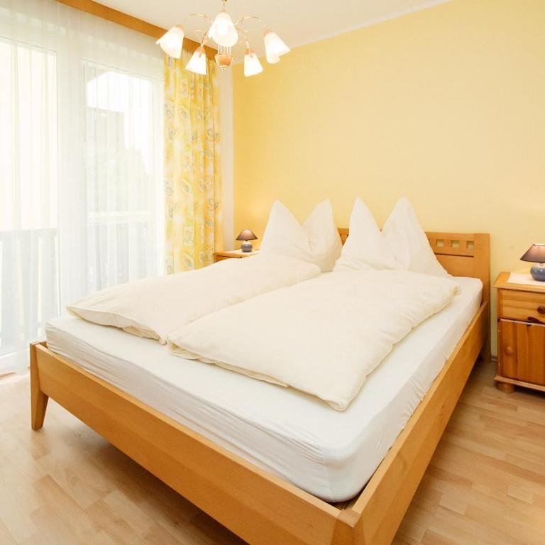 Pension Regia - Doppelzimmer mit Balkon - 4