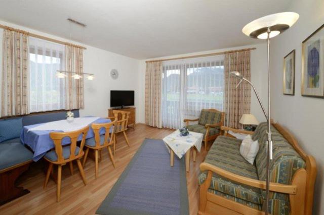 Haus Vierjahreszeiten - Apartment mit 2 Schlafzimmern - 5